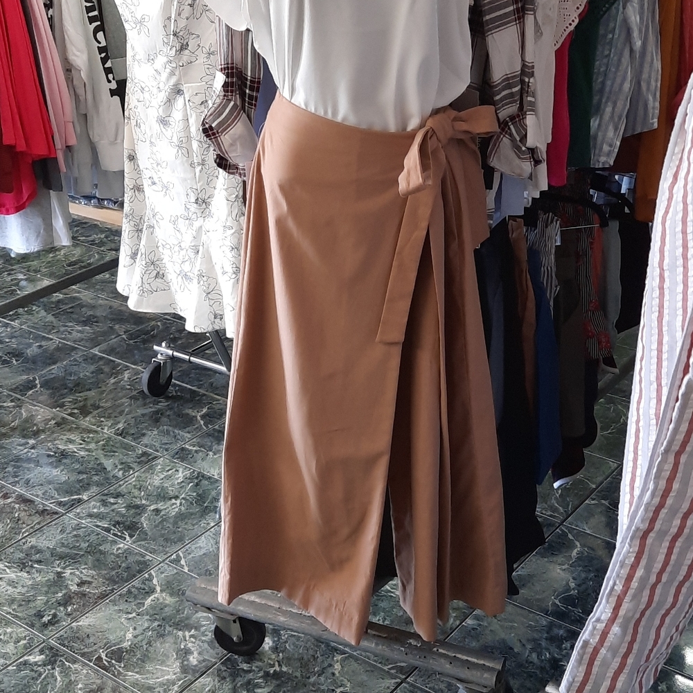 Cream banana republic pants